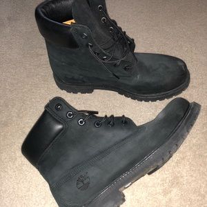 Great condition black timberlands